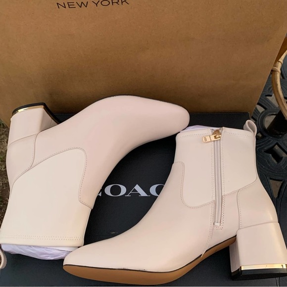 Coach Nala Chalk White Leather Booties Size 8.5 Signature Gold - Picture 10 of 14